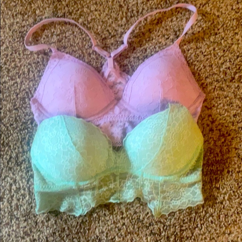 Victoria’s Secret bras size small